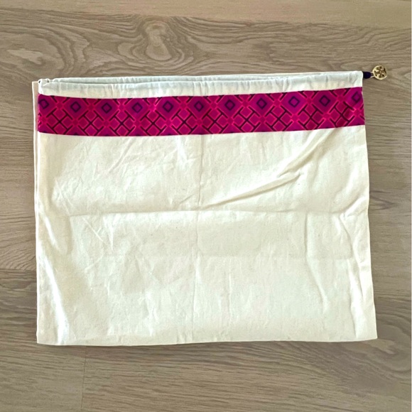 Tory Burch Drawstring Laundry Bag/Travel Bag/Shoe Bag. 17” Wide x 28" Long - Picture 1 of 2